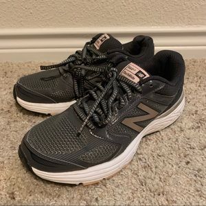 NEW BALANCE Women Running Shoes - 560 V.7